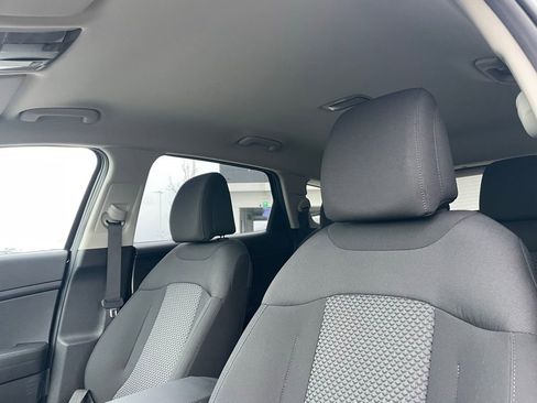 New 2026 Kia Sportage LX image 21