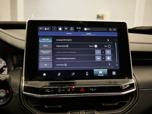 New 2026 Jeep Compass Limited AWD/4WD image 32