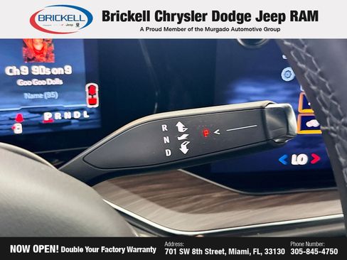 Used 2025 Chevrolet Tahoe Z71 AWD/4WD image 29
