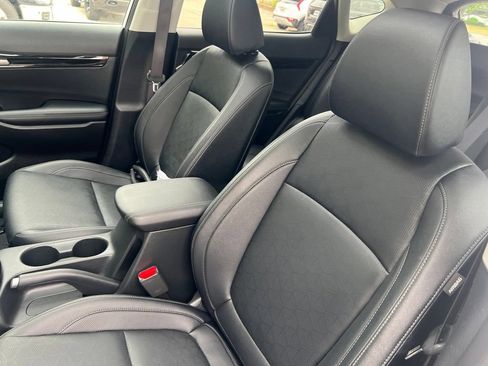 Certified 2024 Kia Seltos EX AWD/4WD image 5