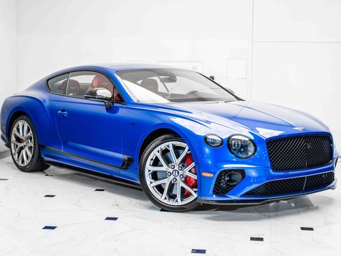 Used 2024 Bentley Continental GT V8 image 1