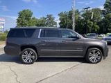 Used 2018 GMC Yukon XL Denali w/ Denali Ultimate Package image 2