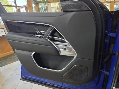 New 2025 Land Rover Range Rover Autobiography image 22