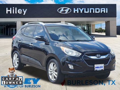Used 2011 Hyundai Tucson Limited AWD/4WD image 2