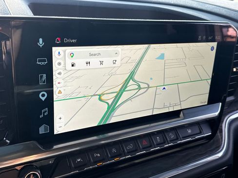 Used 2025 Chevrolet Silverado 1500 LTZ image 23