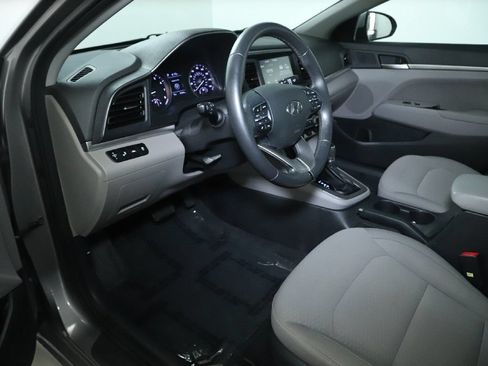Used 2020 Hyundai Elantra Value Edition w/ Cargo Package (C1) FWD image 17