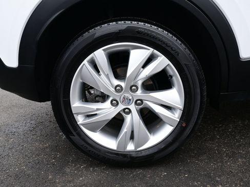 Used 2024 Buick Encore GX Preferred w/ Comfort Package image 9