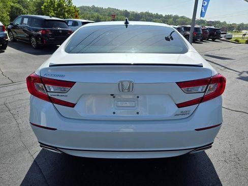 Used 2022 Honda Accord Sport image 6