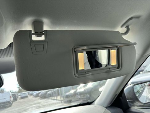 Used 2025 Ford Explorer Active image 29