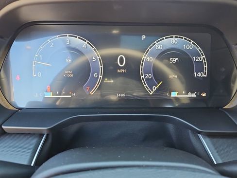 New 2025 Jeep Grand Cherokee Altitude image 11