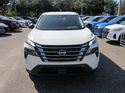 Certified 2025 Nissan Rogue S image 7