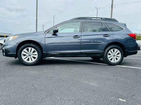 Used 2017 Subaru Outback 2.5i Premium AWD/4WD image 4