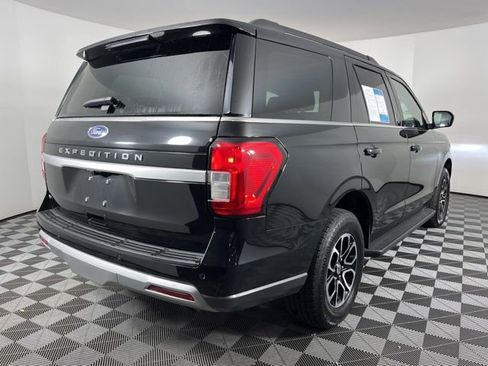 Used 2024 Ford Expedition XLT image 10