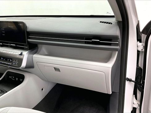 Certified 2024 Hyundai Kona SEL image 16