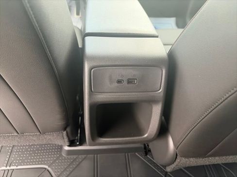 New 2026 Chevrolet Trax RS FWD image 13