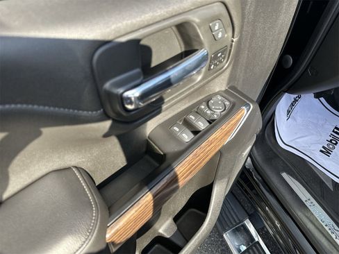 Used 2020 Chevrolet Silverado 2500 High Country w/ Z71 Off-Road Package image 24