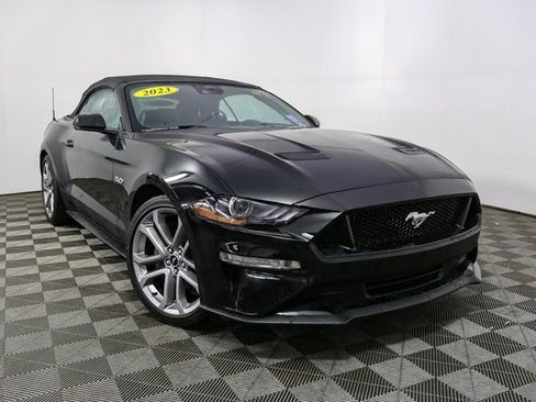 Used 2023 Ford Mustang GT Premium image 3