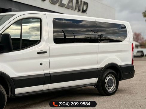 Used 2016 Ford Transit 150 XL image 3