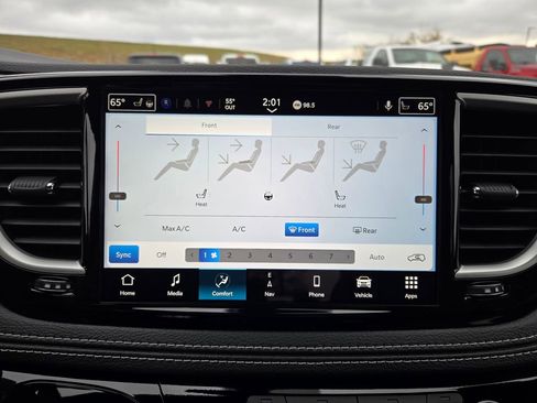 New 2026 Chrysler Pacifica Select image 20