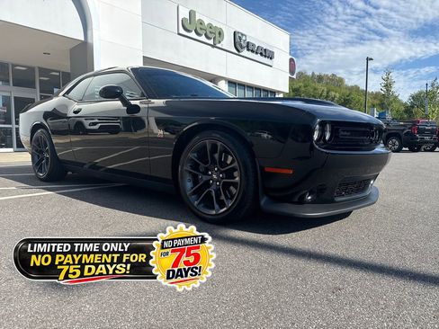 Used 2023 Dodge Challenger R/T Scat Pack RWD image 1
