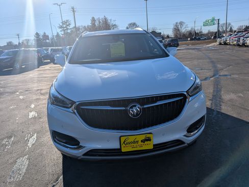 Used 2019 Buick Enclave Premium w/ Experience Buick Package image 3