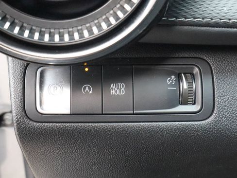Used 2025 Chevrolet Equinox LT w/ Convenience Package II FWD image 17