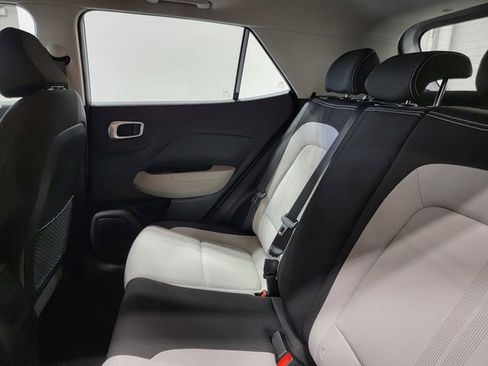 Used 2023 Hyundai Venue SEL w/ Cargo Package FWD image 13