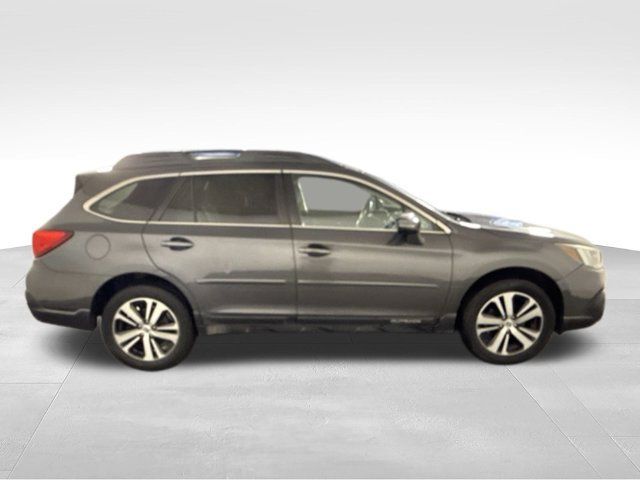 Used 2019 Subaru Outback 3.6R Limited AWD/4WD image 11