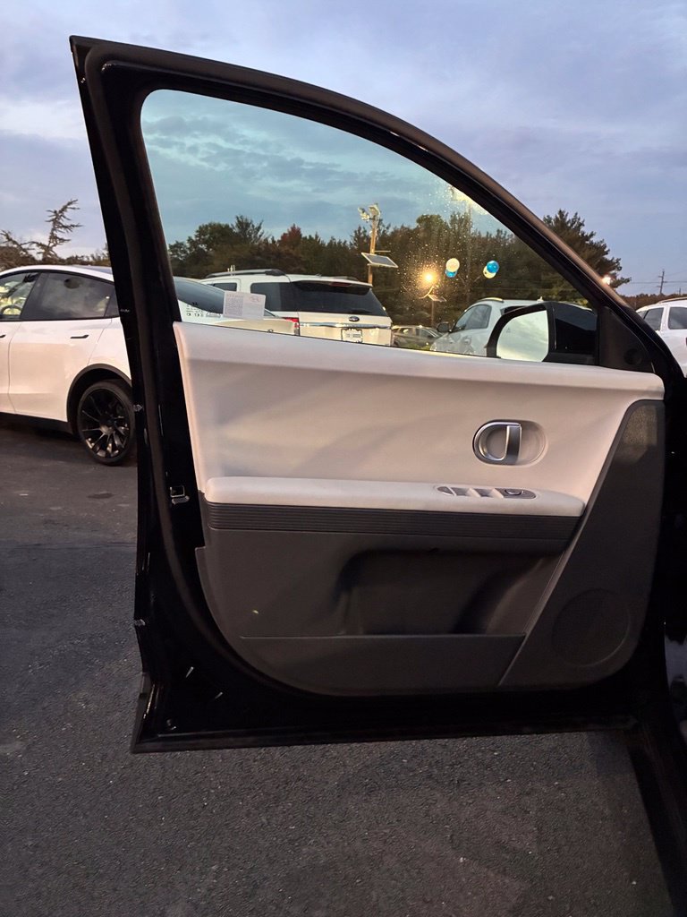 Used 2024 Hyundai Ioniq 5 SEL AWD/4WD image 26