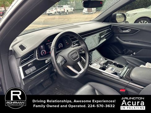 Used 2019 Audi Q8 Premium w/ Convenience Package AWD/4WD image 8