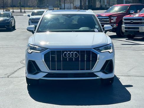 Used 2025 Audi Q3 2.0T Premium image 10