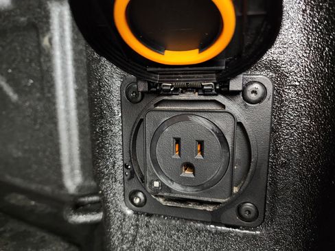 Used 2025 Chevrolet Silverado 2500 LT w/ Trail Boss Package image 35