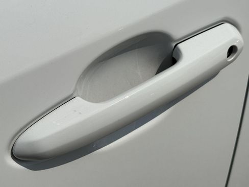 Used 2025 Toyota RAV4 XLE AWD/4WD image 8