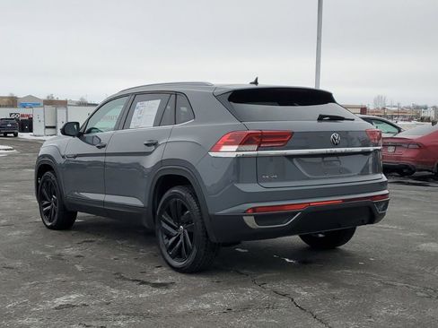 Used 2021 Volkswagen Atlas Cross Sport SE image 5