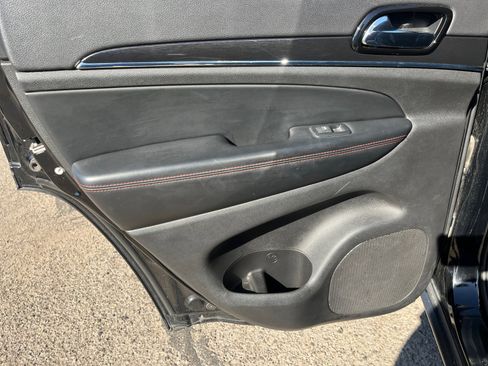 Used 2020 Jeep Grand Cherokee Trailhawk image 16