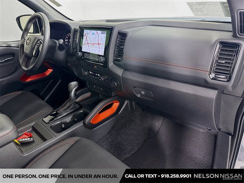 Used 2023 Nissan Frontier Pro-X w/ Technology Package image 27