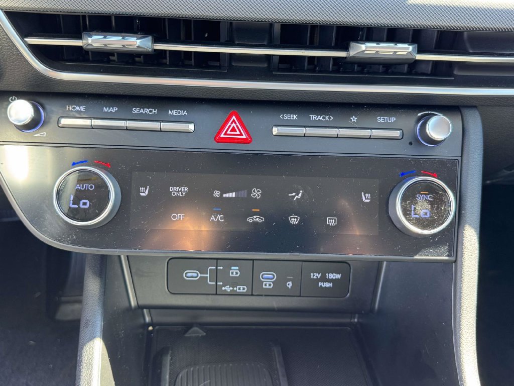 Used 2025 Hyundai Sonata SEL FWD image 30