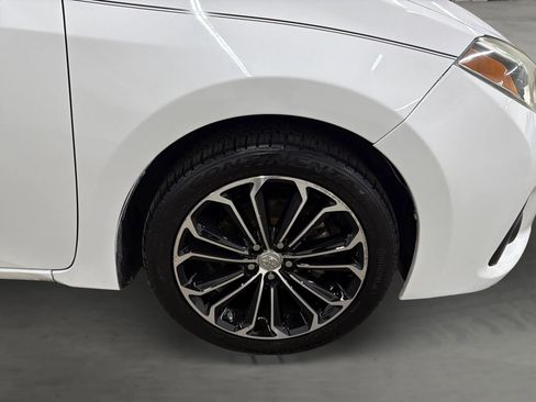 Used 2016 Toyota Corolla S w/ Driver Convenience Package image 18