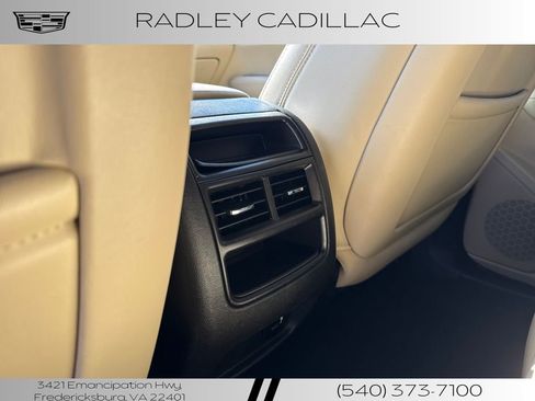 Used 2017 Cadillac XT5 Luxury w/ Driver Awareness Package image 13