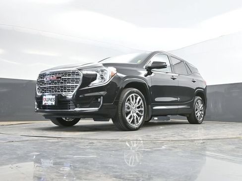 Used 2023 GMC Terrain Denali w/ Denali Premium Package AWD/4WD image 41