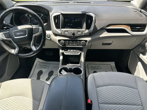 Used 2019 GMC Terrain SLE w/ LPO, Cargo Package FWD image 8