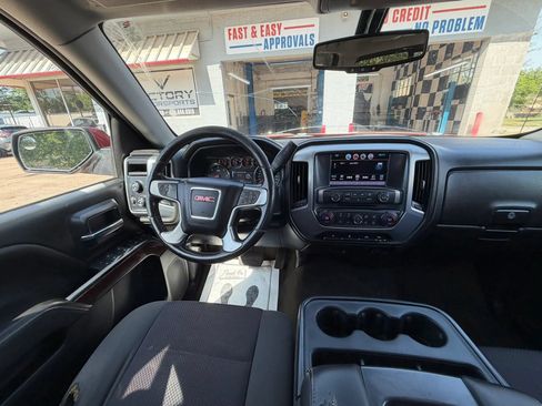 Used 2018 GMC Sierra 1500 SLE w/ SLE Value Package AWD/4WD image 12