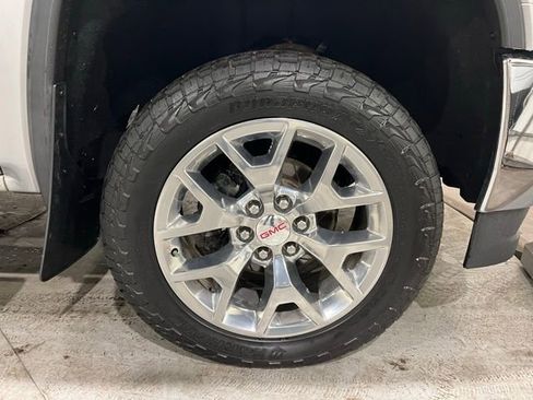 Used 2016 GMC Sierra 1500 SLT w/ SLT Premium Package image 14