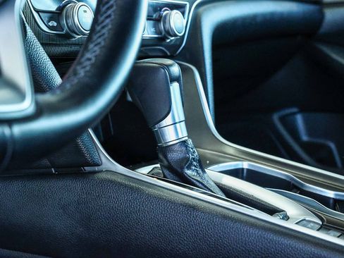 Certified 2022 Honda Accord Sport image 28