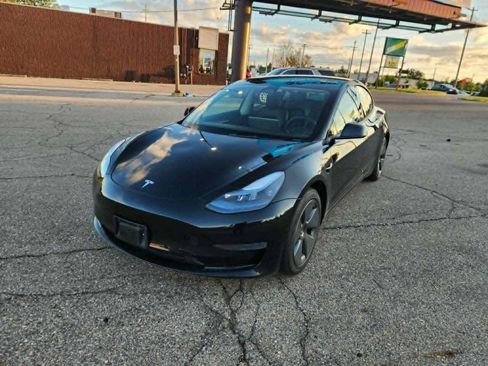 Used 2022 Tesla Model 3 RWD image 8