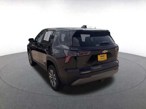 Used 2025 Chevrolet Equinox LT FWD image 11