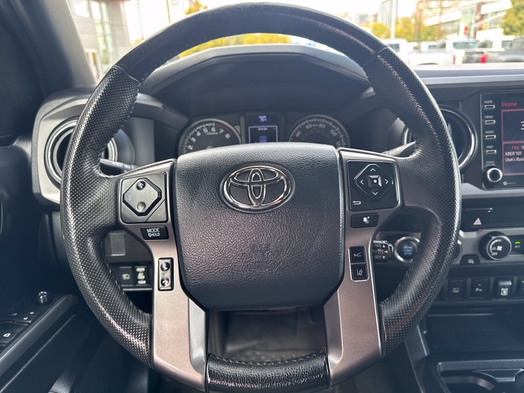 Certified 2020 Toyota Tacoma TRD Off-Road w/ Technology Package AWD/4WD image 14