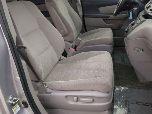 Used 2014 Honda Odyssey LX image 20
