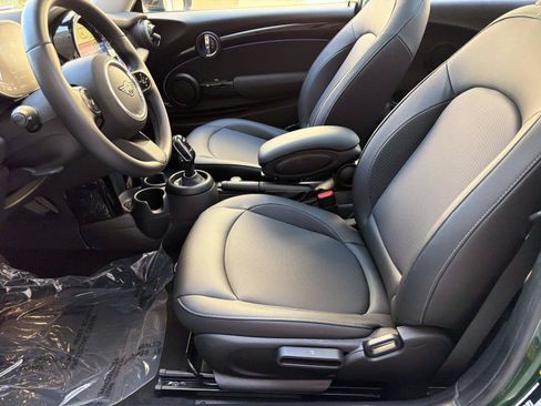 Certified 2023 MINI Cooper 2-Door Hardtop FWD image 10