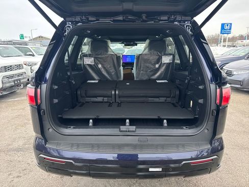 New 2026 Toyota Sequoia Platinum AWD/4WD image 7